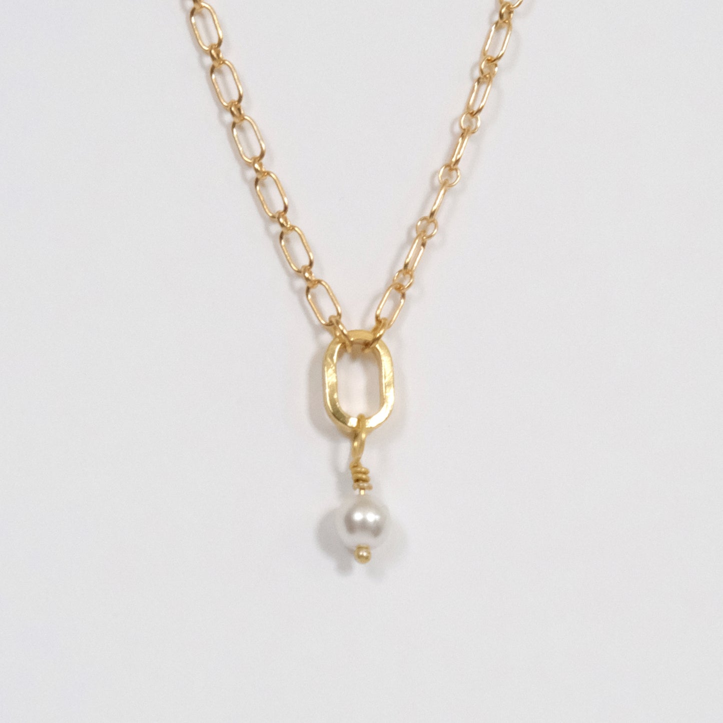Cris Necklace