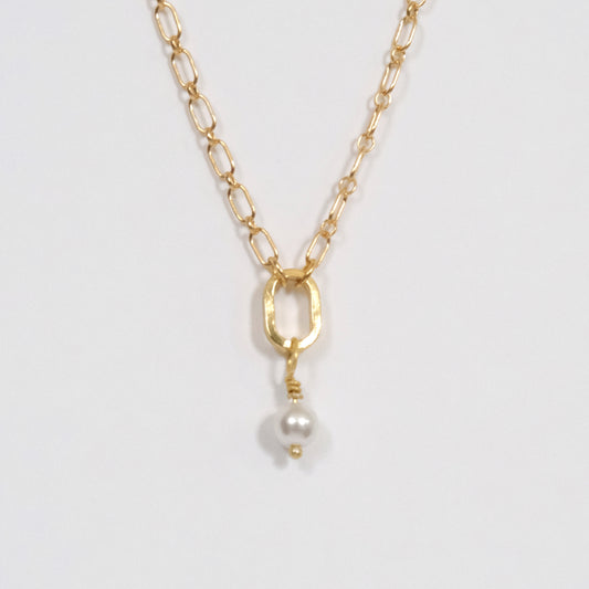 Cris Necklace