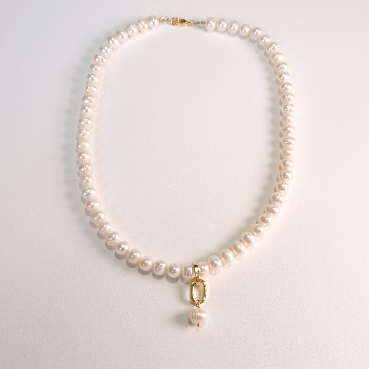 Sunday Necklace