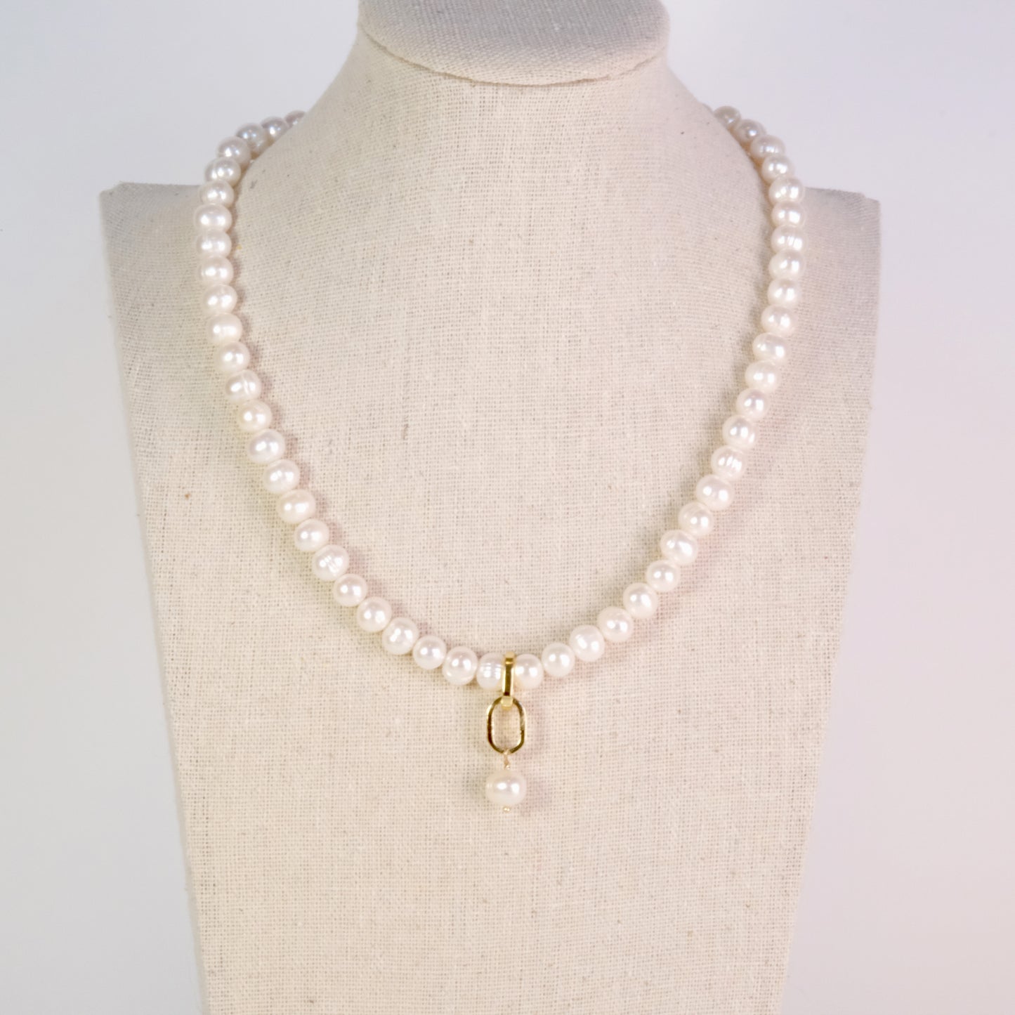 Sunday Necklace