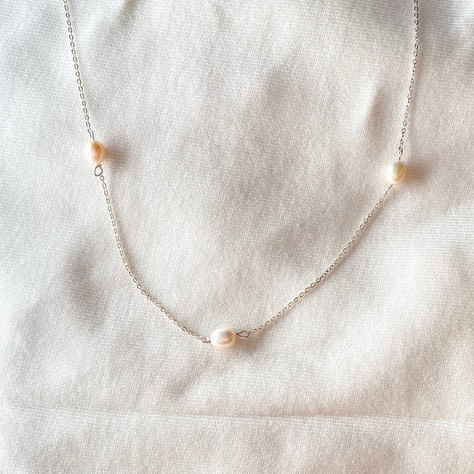 3 Pearl Necklace in Silver